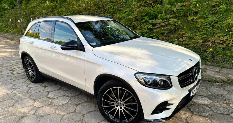 pomorskie Mercedes-Benz GLC cena 160000 przebieg: 123500, rok produkcji 2018 z Warszawa